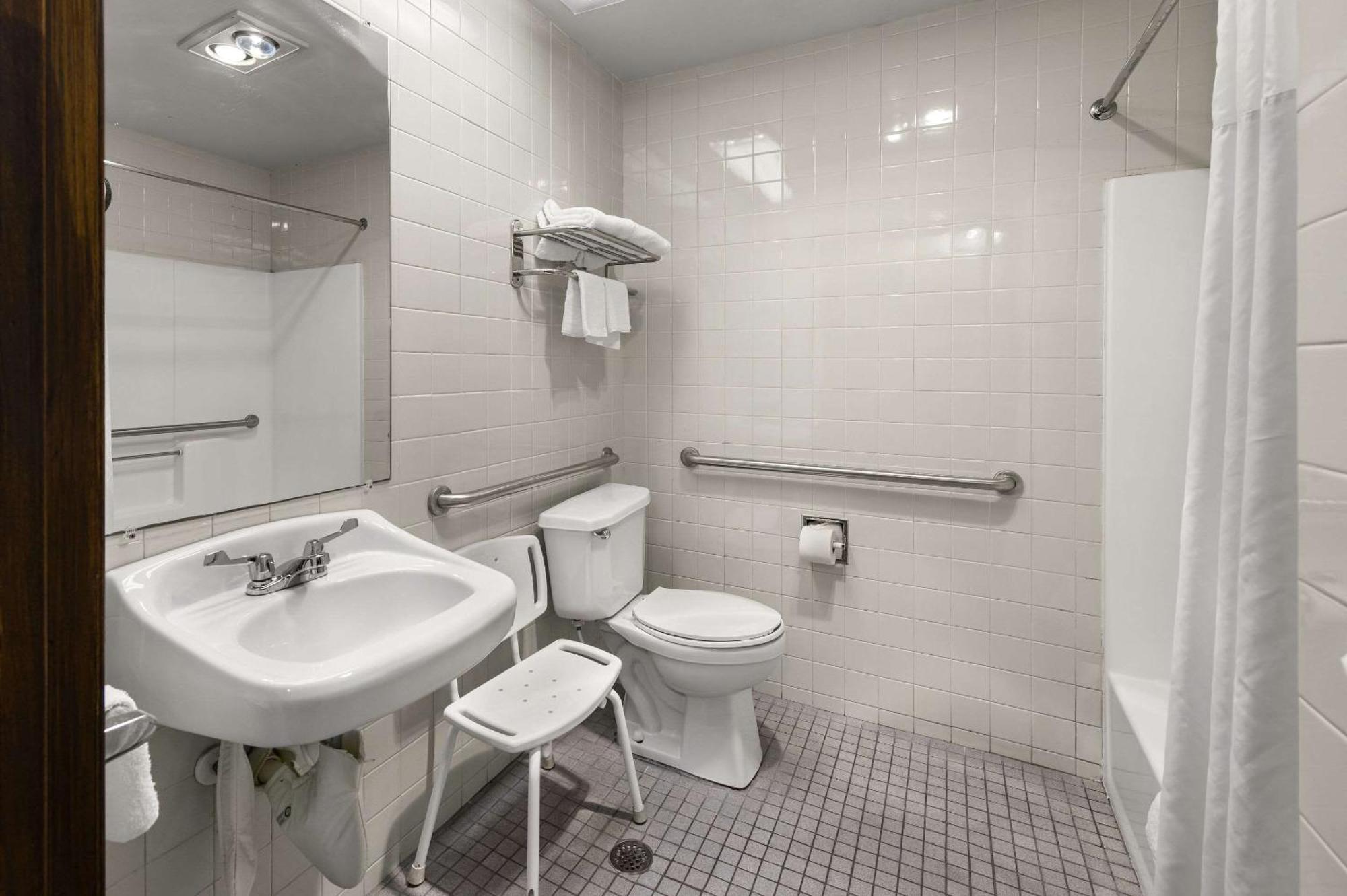 Suburban Studios Kansas City Airport North Platte City Bagian luar foto